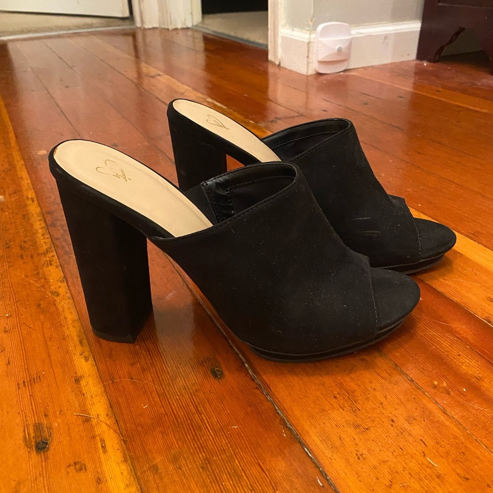 Windsor | Black Suede Chunky Heels